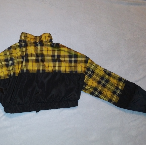 Cropped windbreaker - Picture 2 of 2